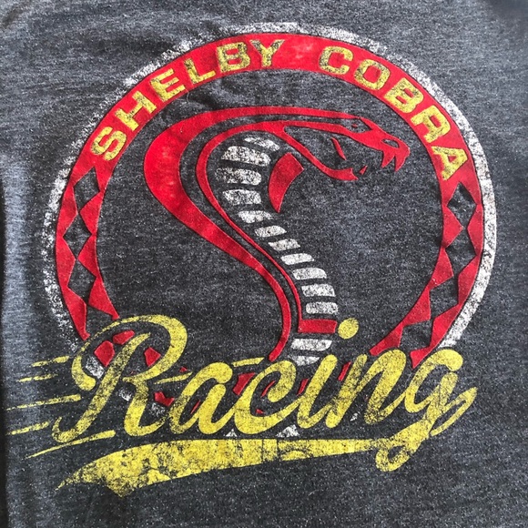 Shelby Cobra Racing Graphic T-shirt - Picture 4 of 6